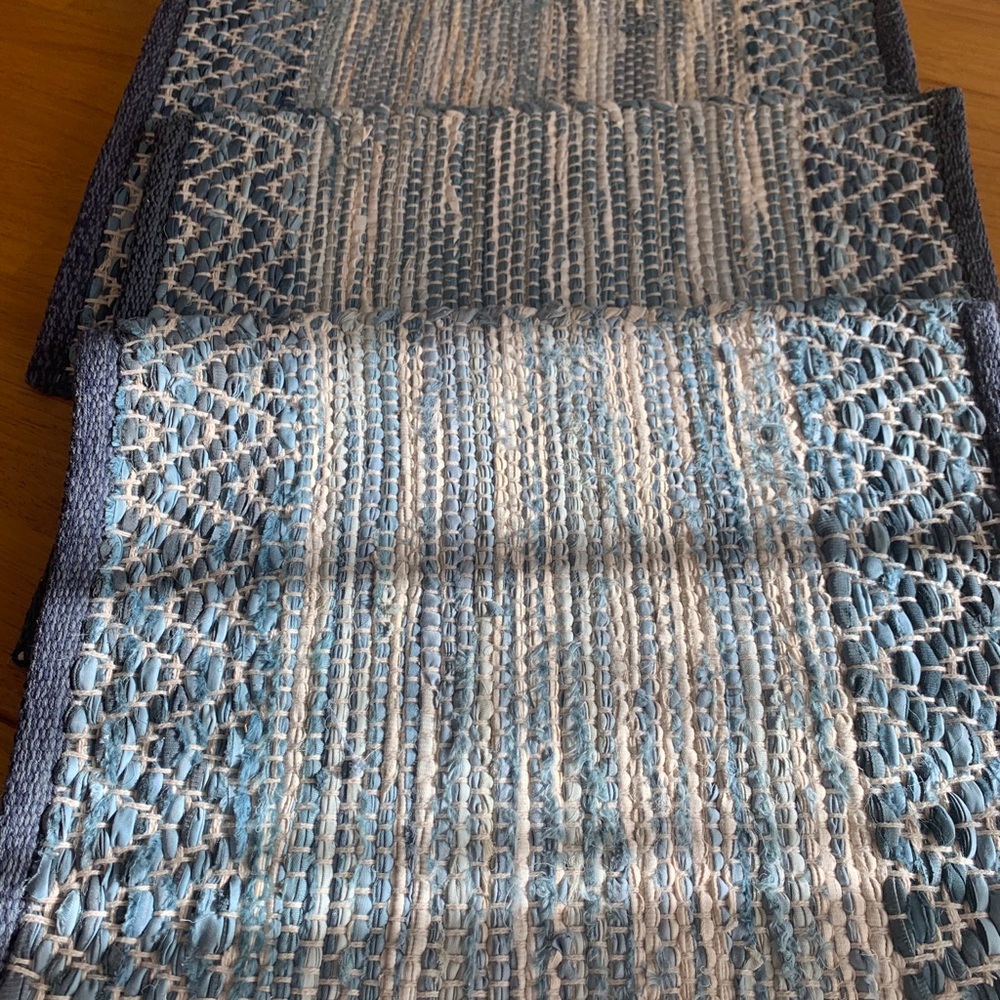4 placemats